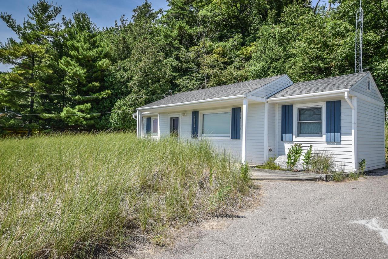 Dune Grass Shores Beulah Exterior photo